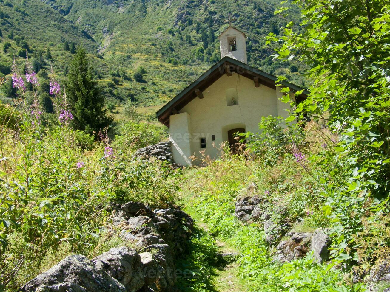 a small white church photo