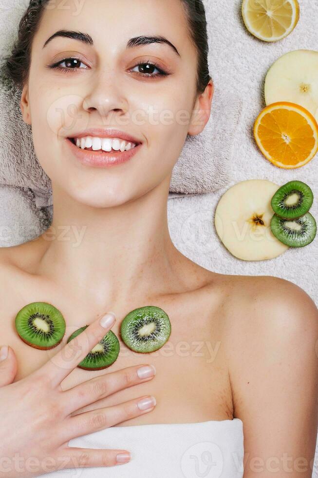 Natural homemade fruit facial masks photo