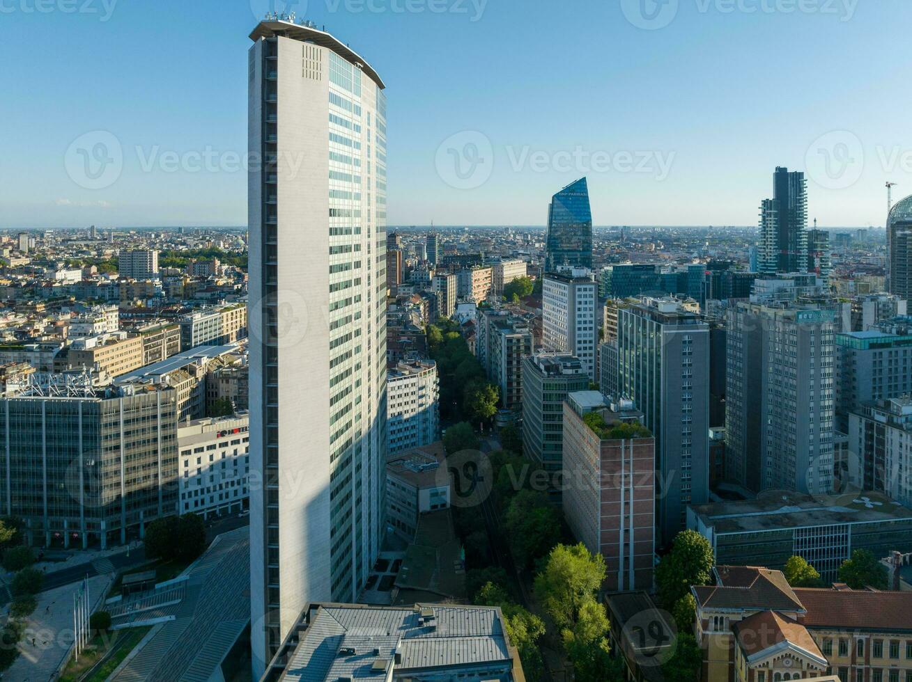 Pirelli Tower - Milan, Italy photo