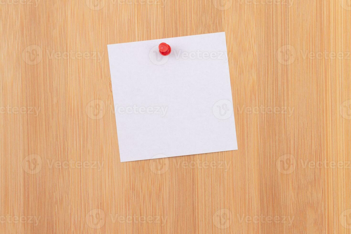 White Sticky Note with Copyspace Pinned to the Wooden Message Board. To Do List Reminder in Office. Blank Memo Sticker at Work Template. Empty Checklist Mockup photo