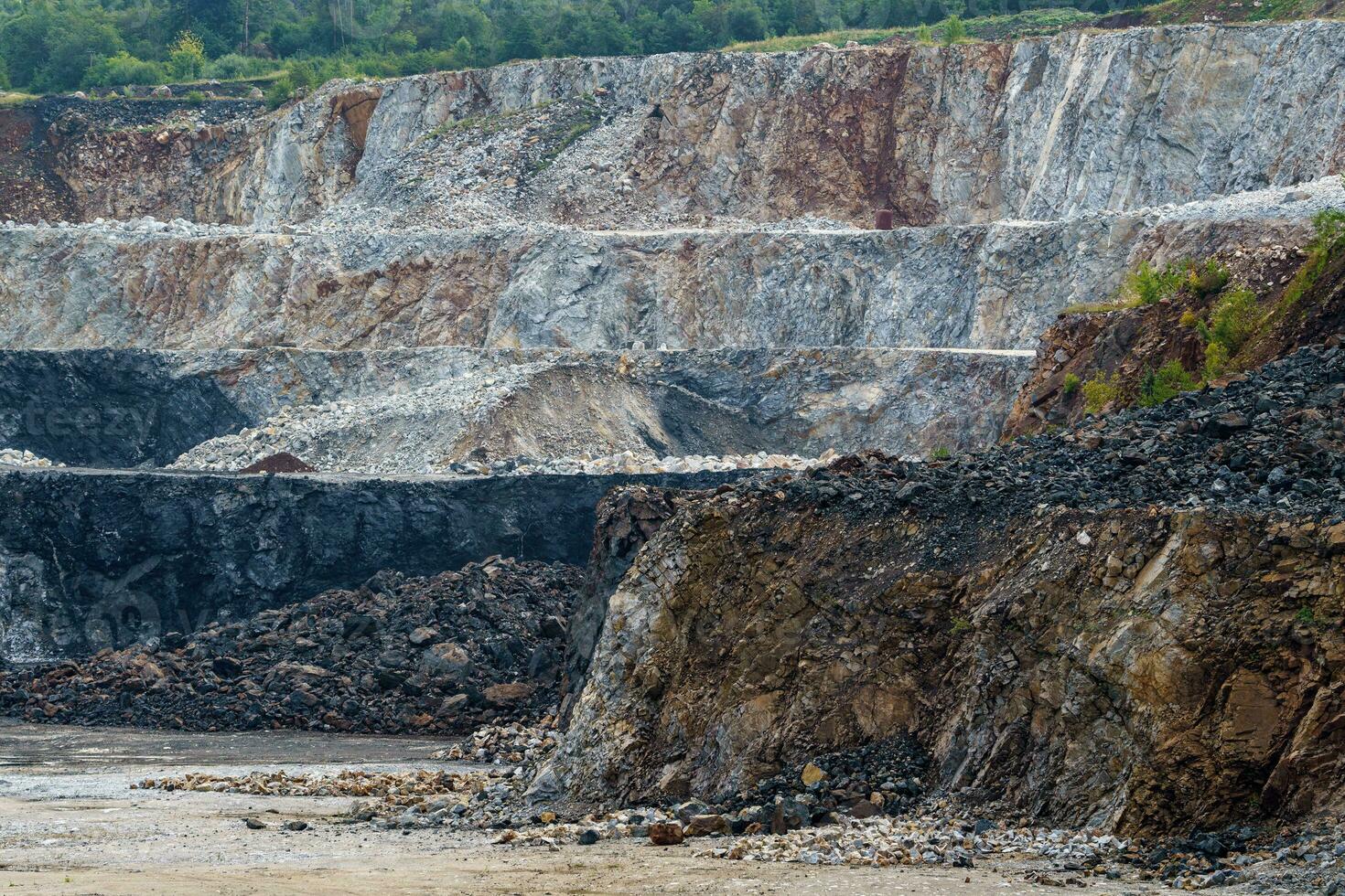 Mining in the quarry photo