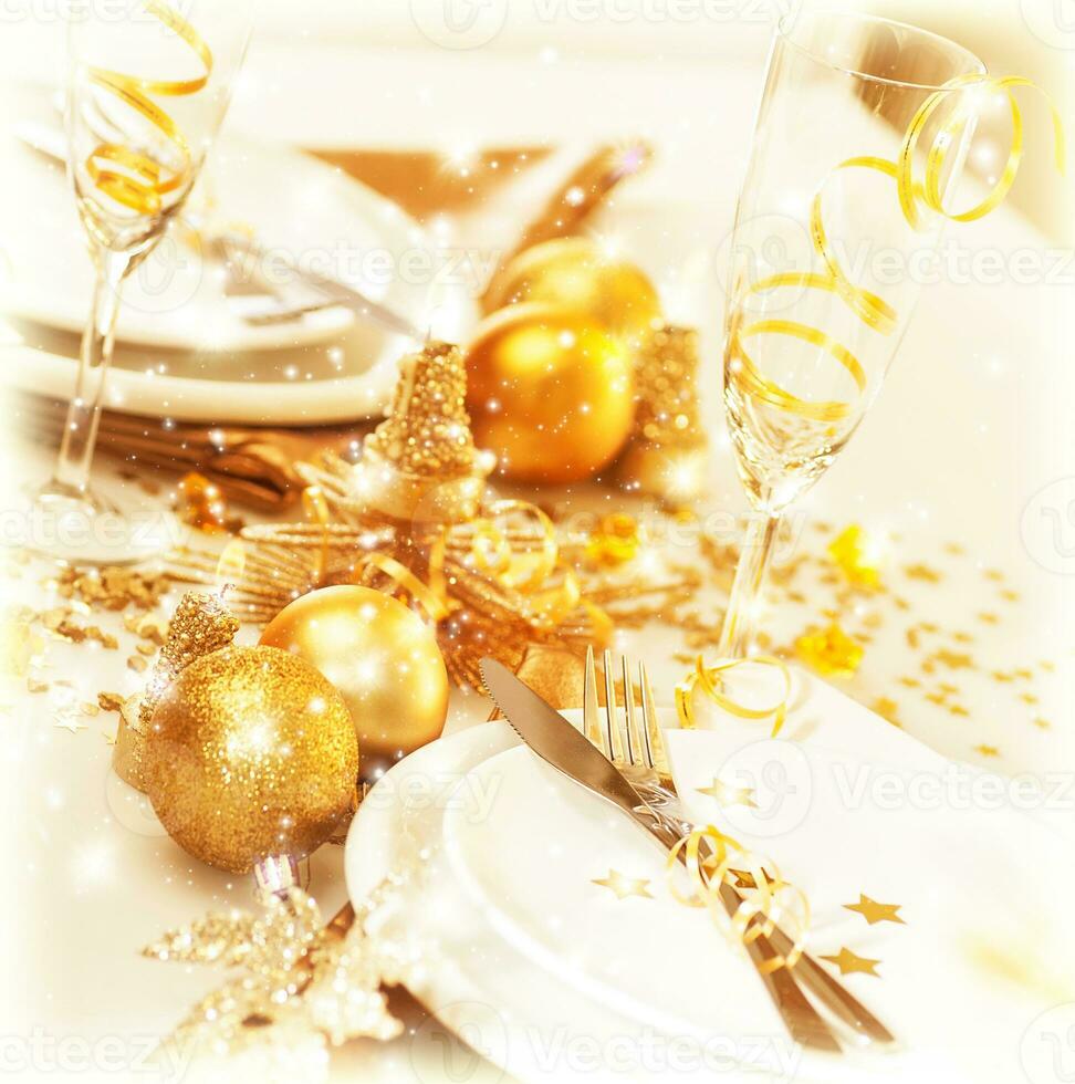 Christmas table decoration photo