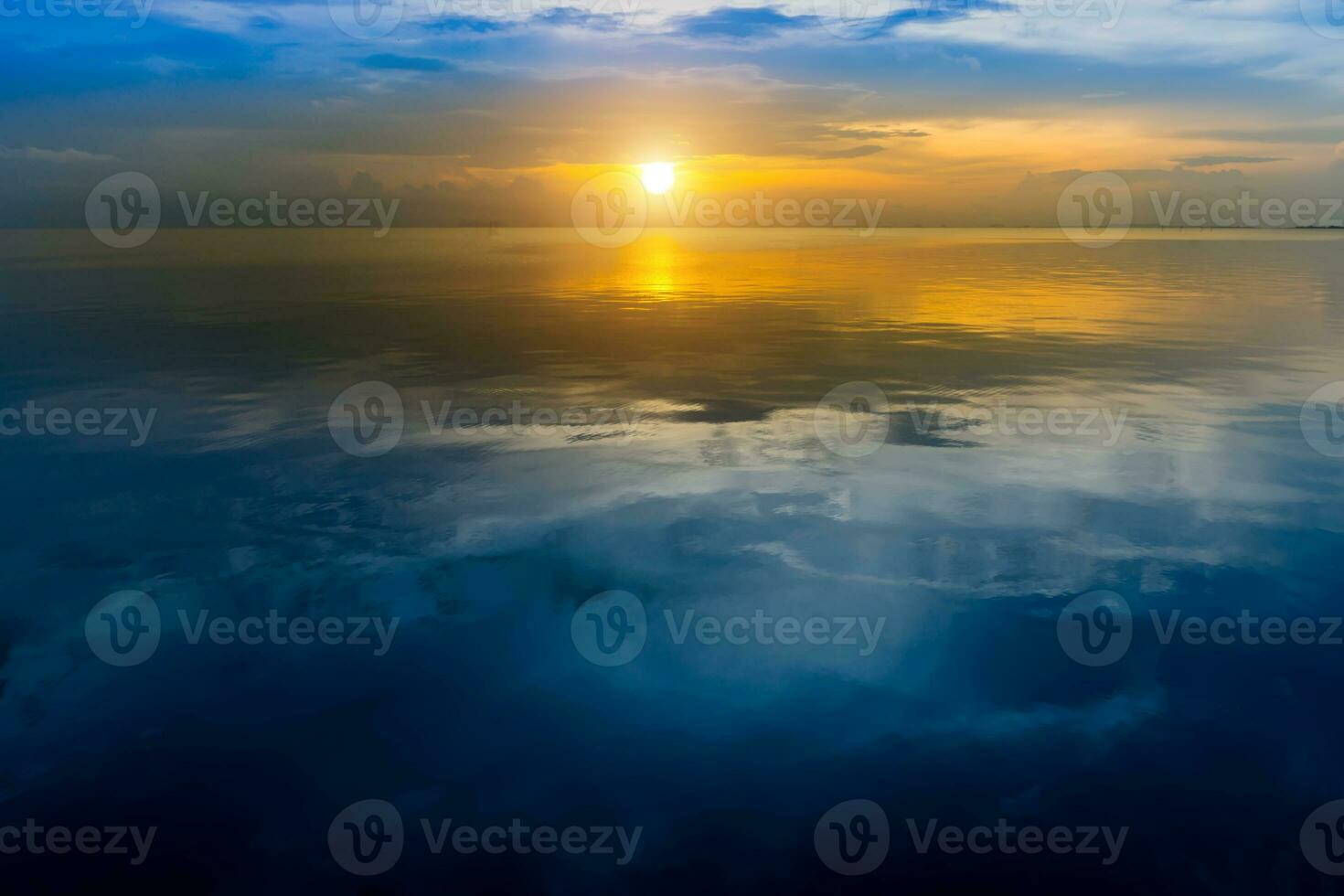 Abstract wave on water surface. photo