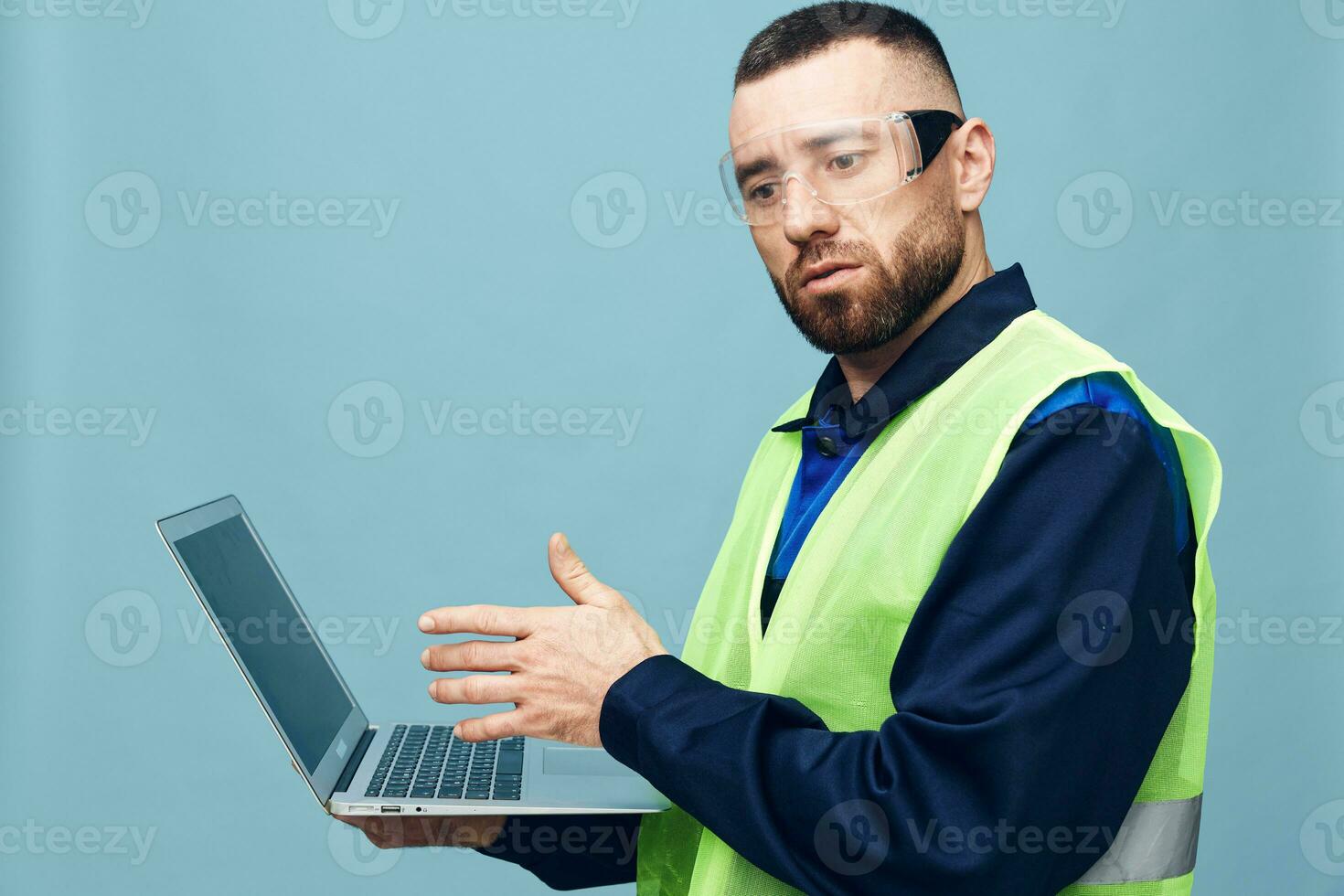 Man business laptop person office computer working background table portrait technology man notebook photo