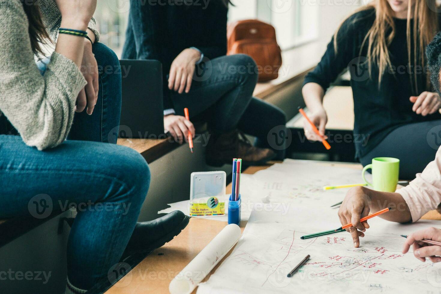 A group of students working on project photo