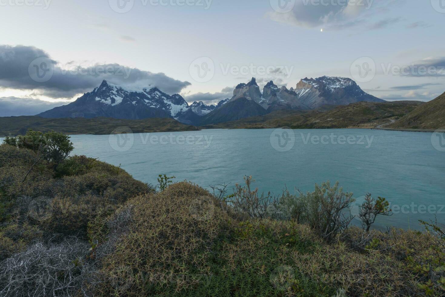 lago pehoé, torres del paine nacional parque, chileno Patagonia, Chile foto