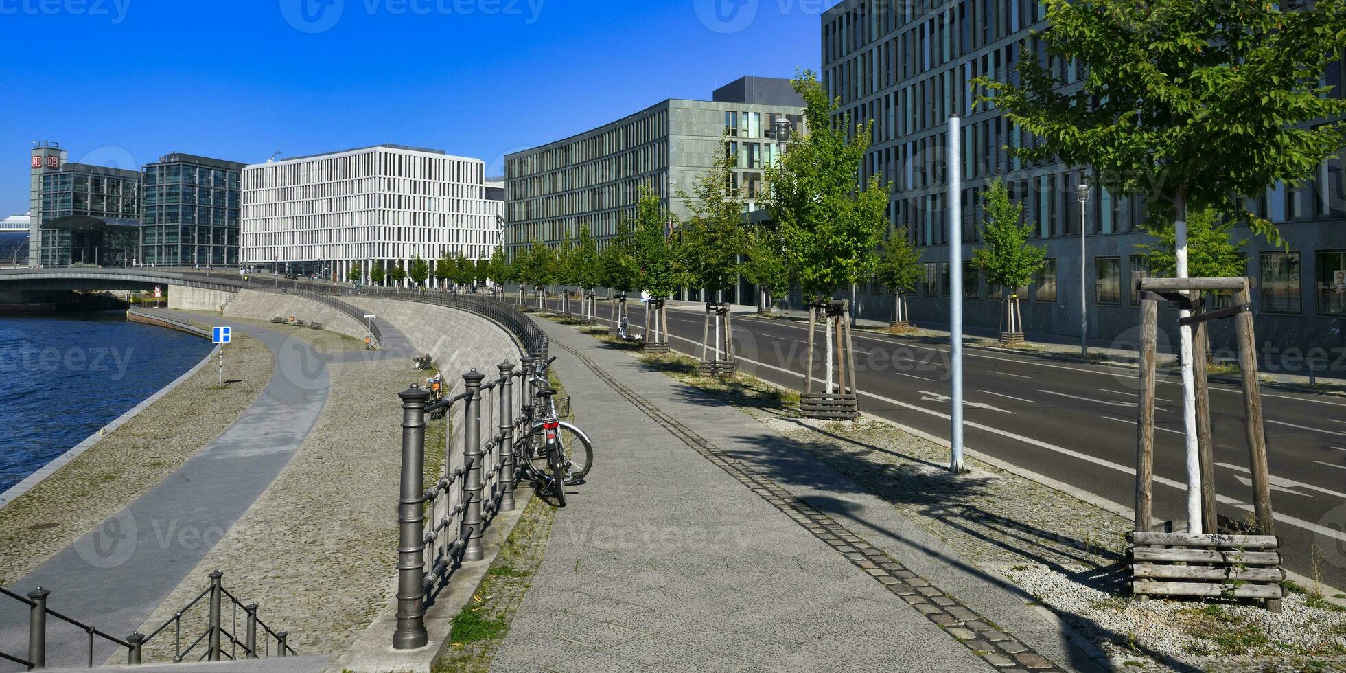 Footpath along the Spree river, Government district, Tiergarten, Berlin, Germany photo