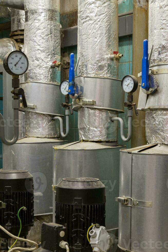 Manometer pressure in the boiler room photo