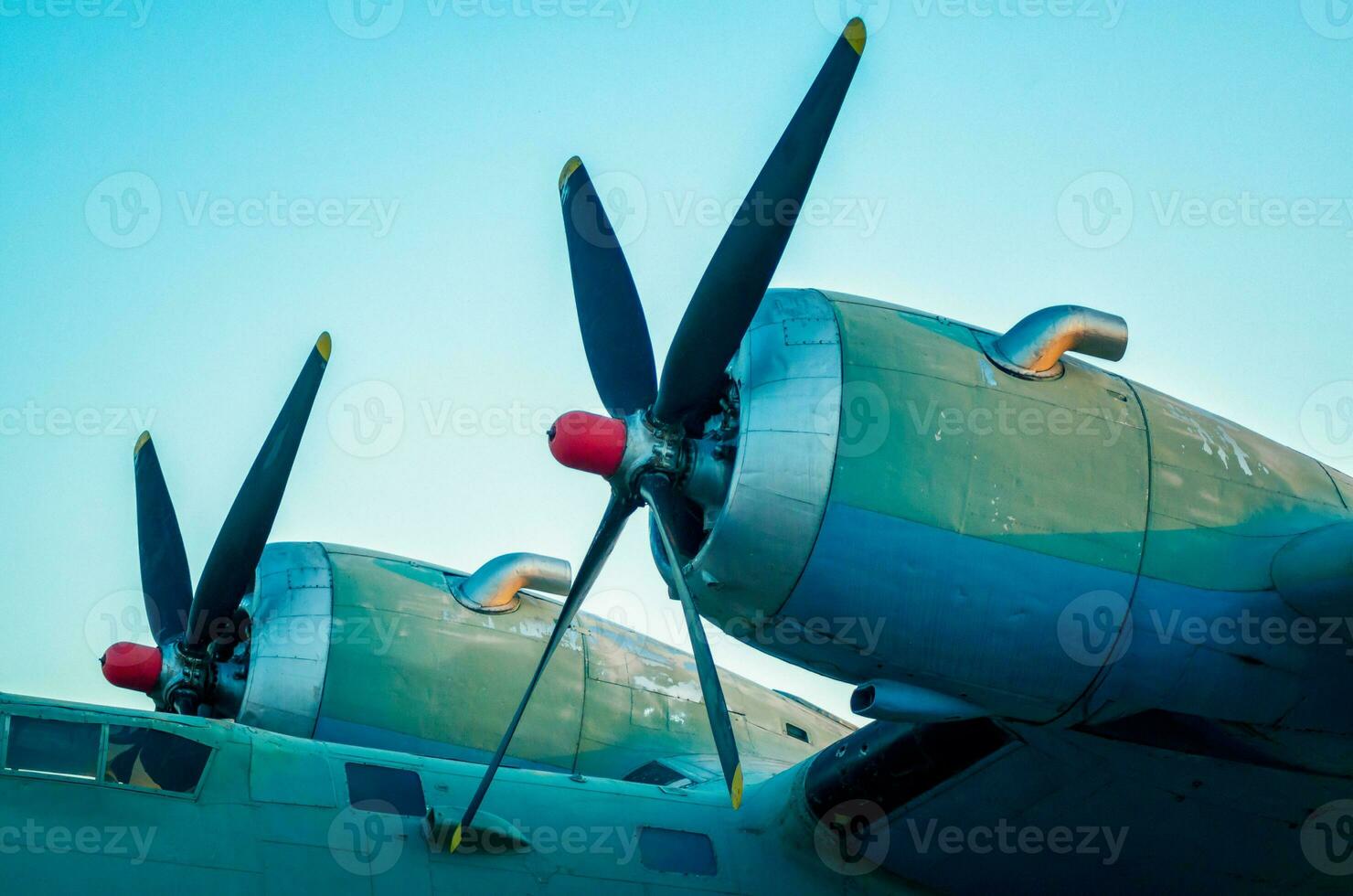 hélice cuchillas de un antiguo Clásico carga avión foto