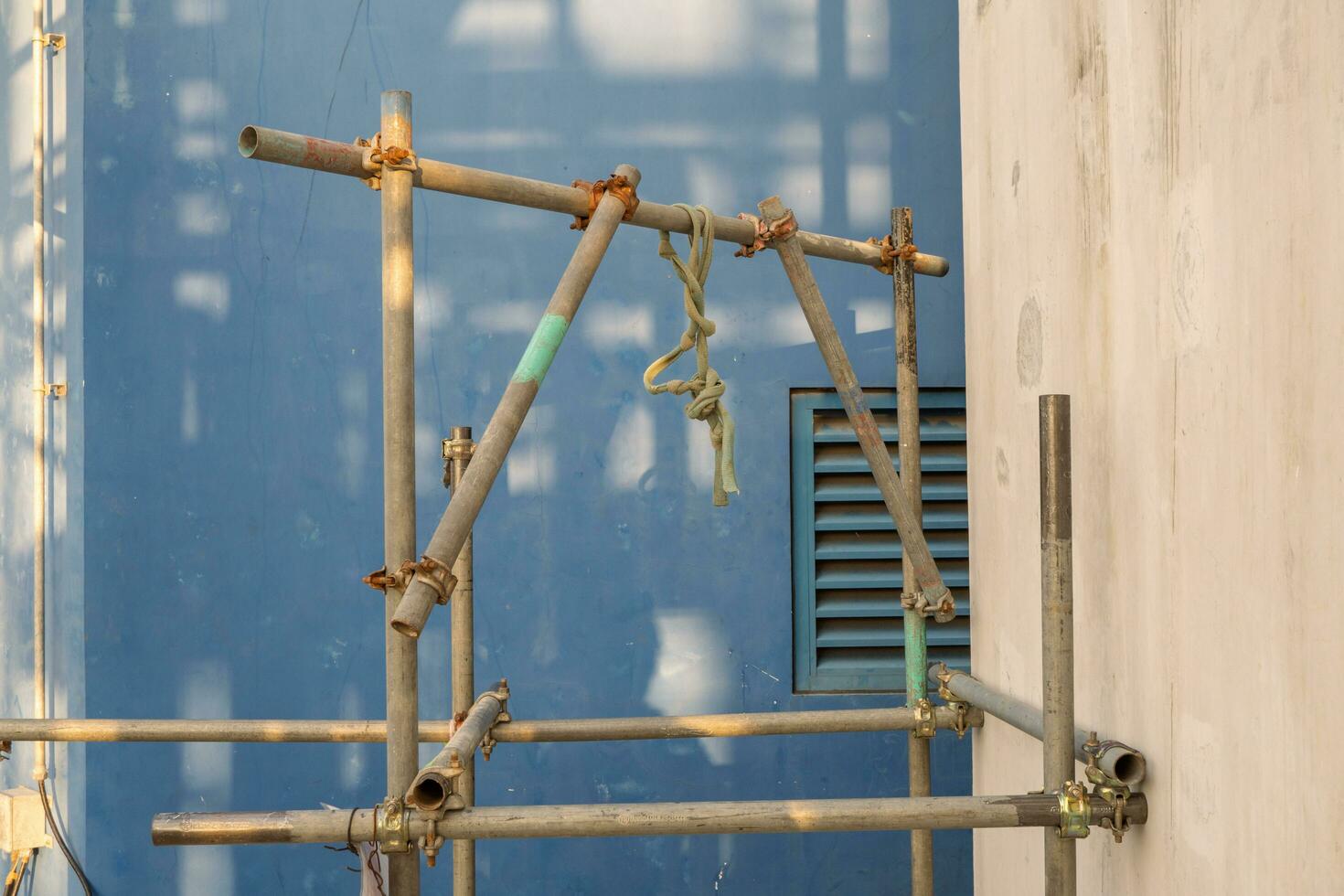 Power plant project activity for scafolding frame for confine space photo