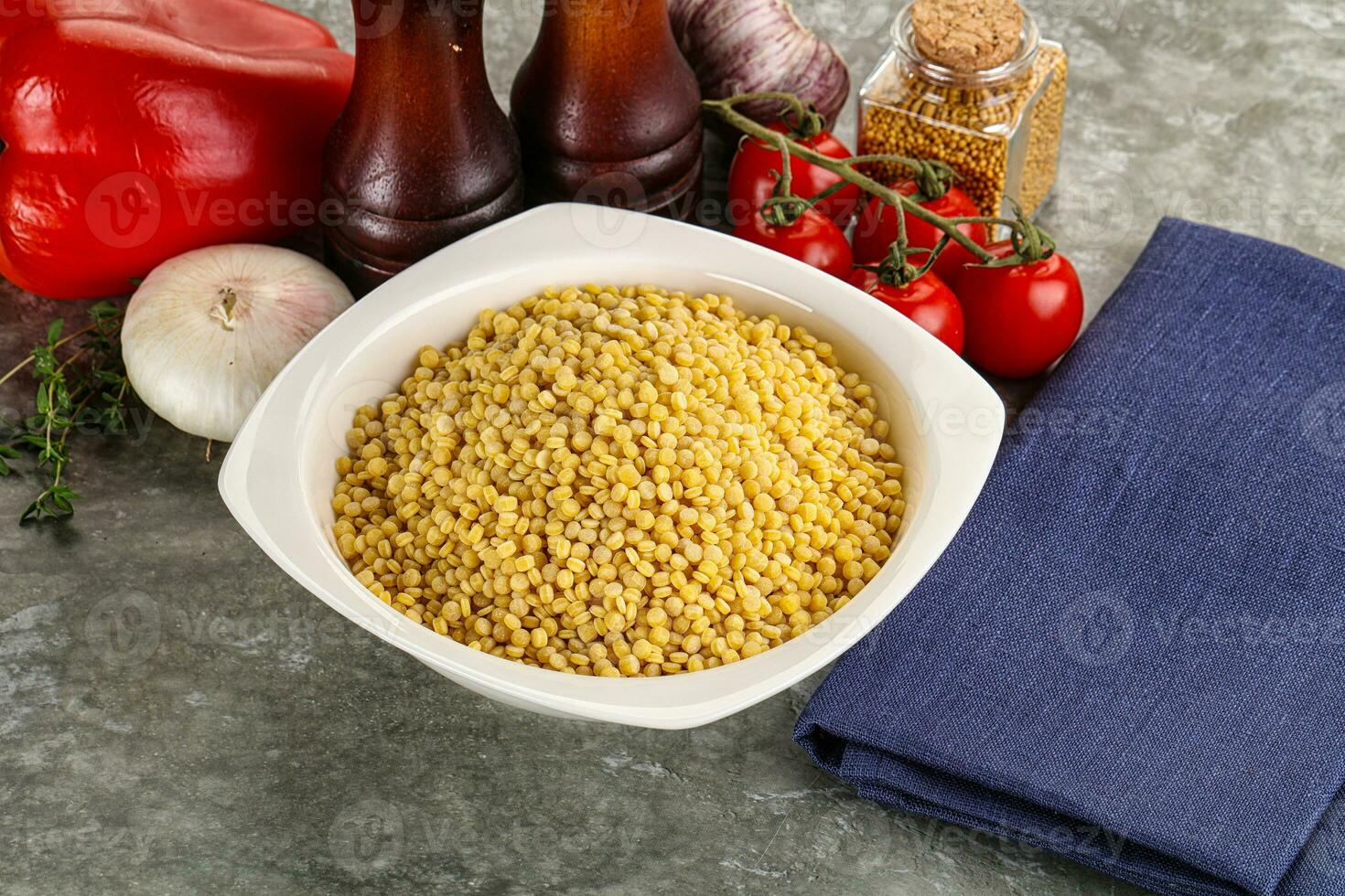Dry ptitim heap in the bowl photo