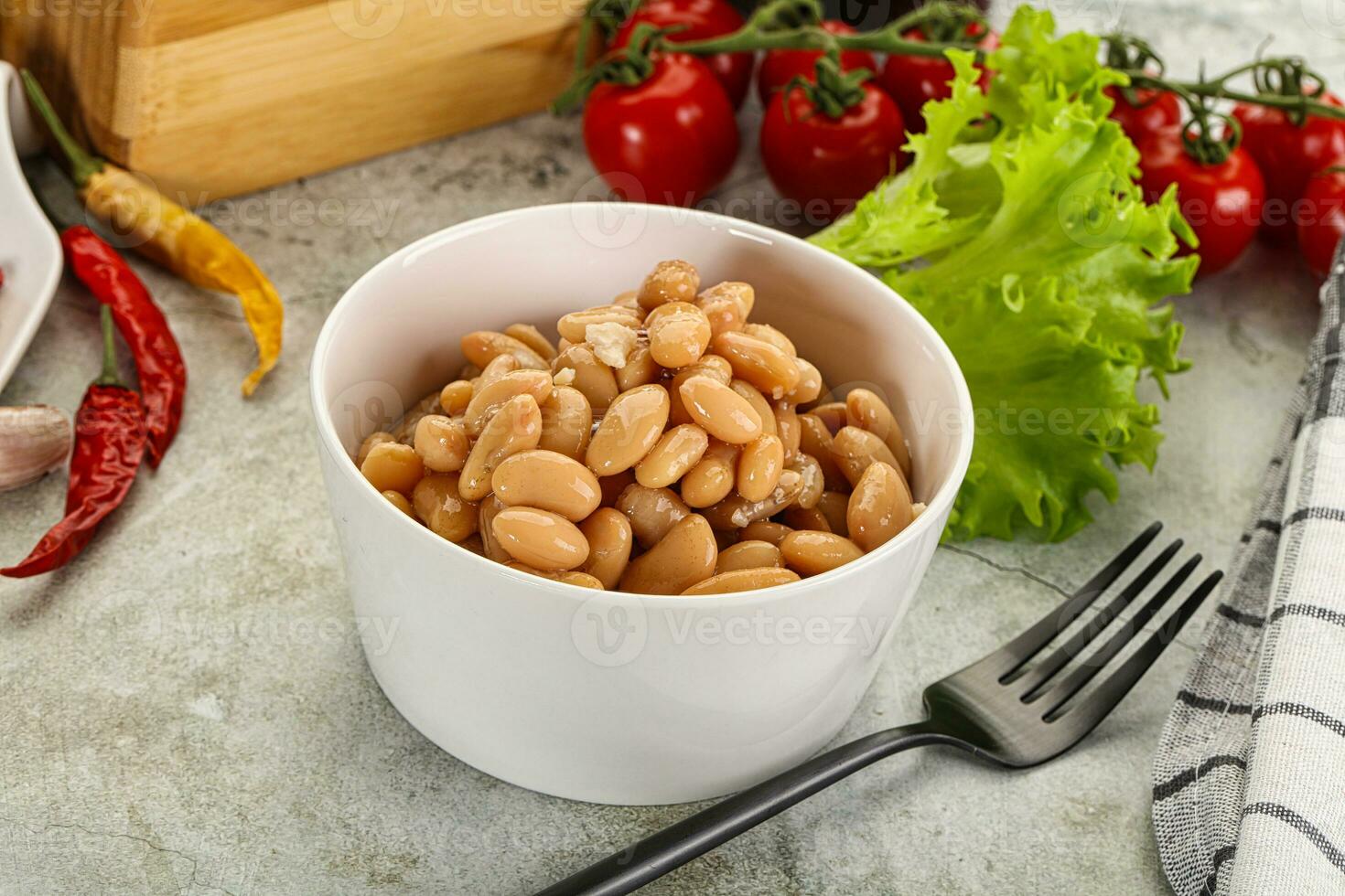 White canned beans in the bowl photo