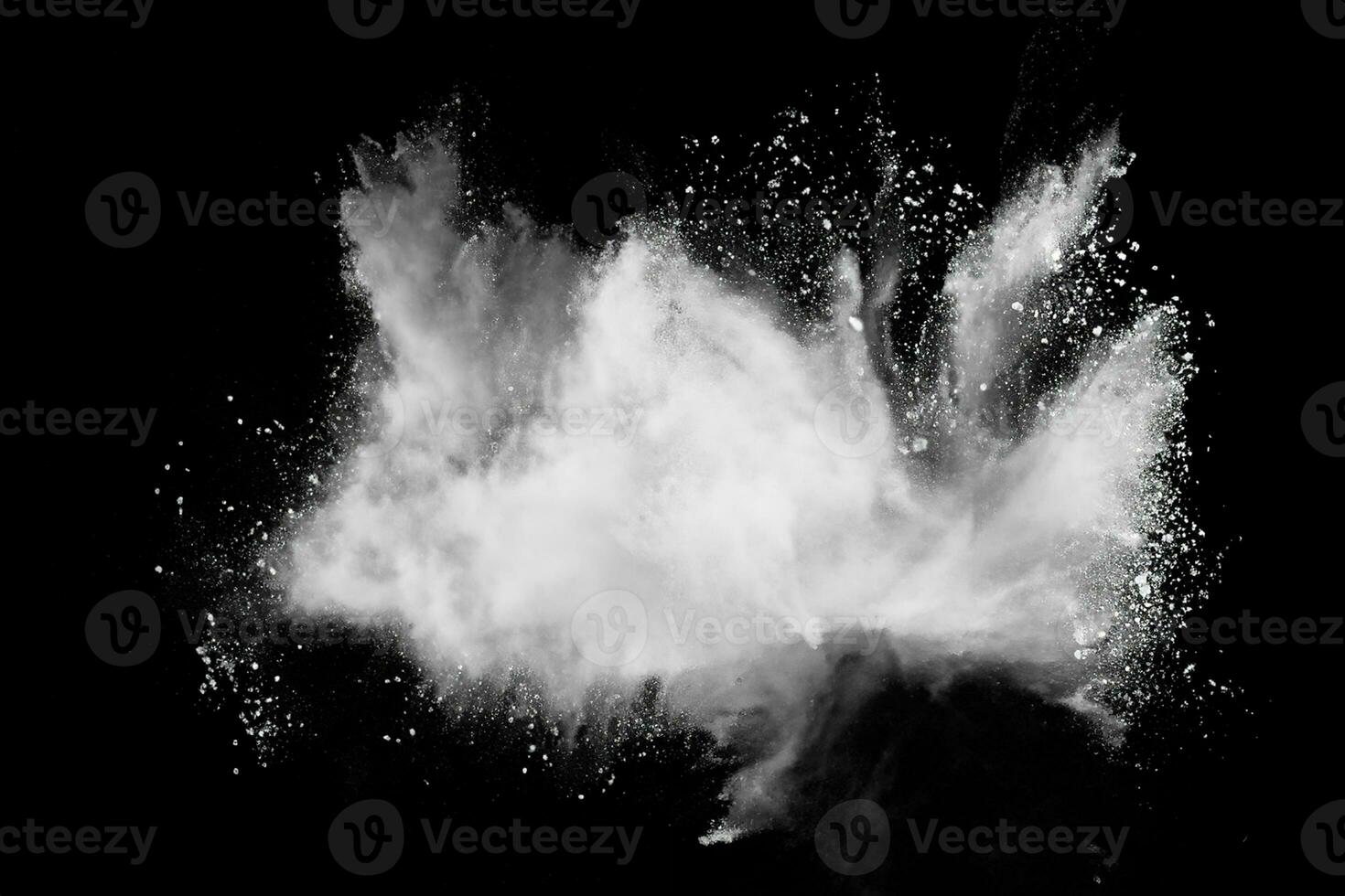 blanco polvo explosión en negro antecedentes. de colores nube. vistoso polvo explotar. pintar hola foto