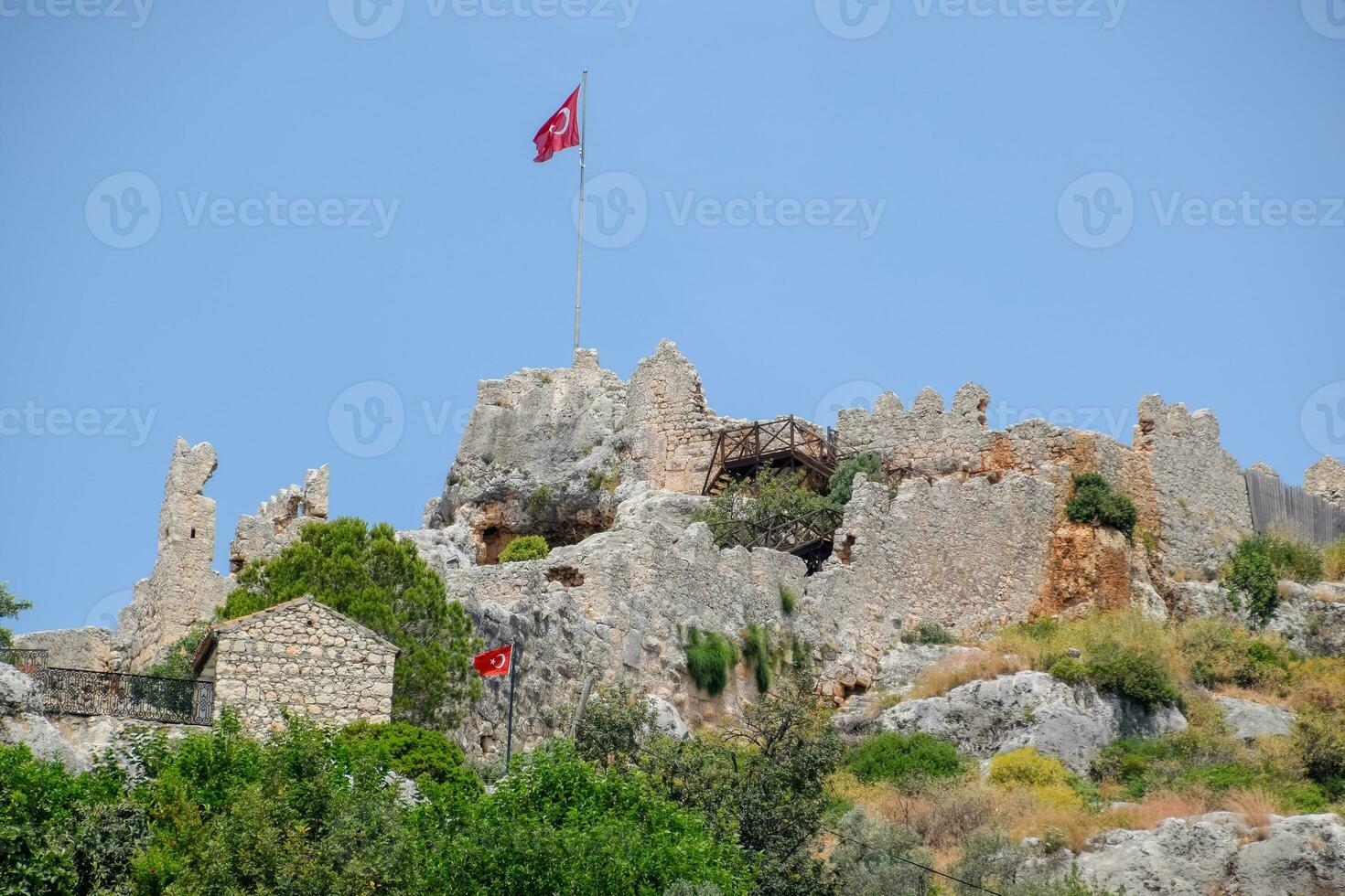 restos de el antiguo ciudad de kekova en el costa. foto