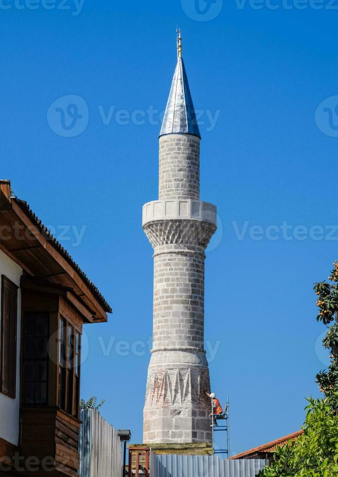 Whitewash minaret mosque photo