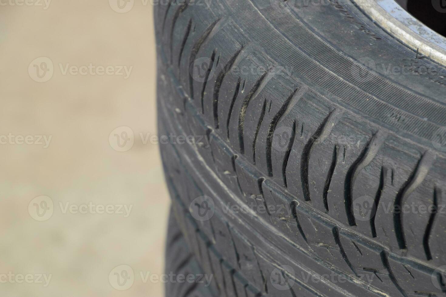 Automobile wheel. Rubber tires. Summer rubber set for the car. W photo