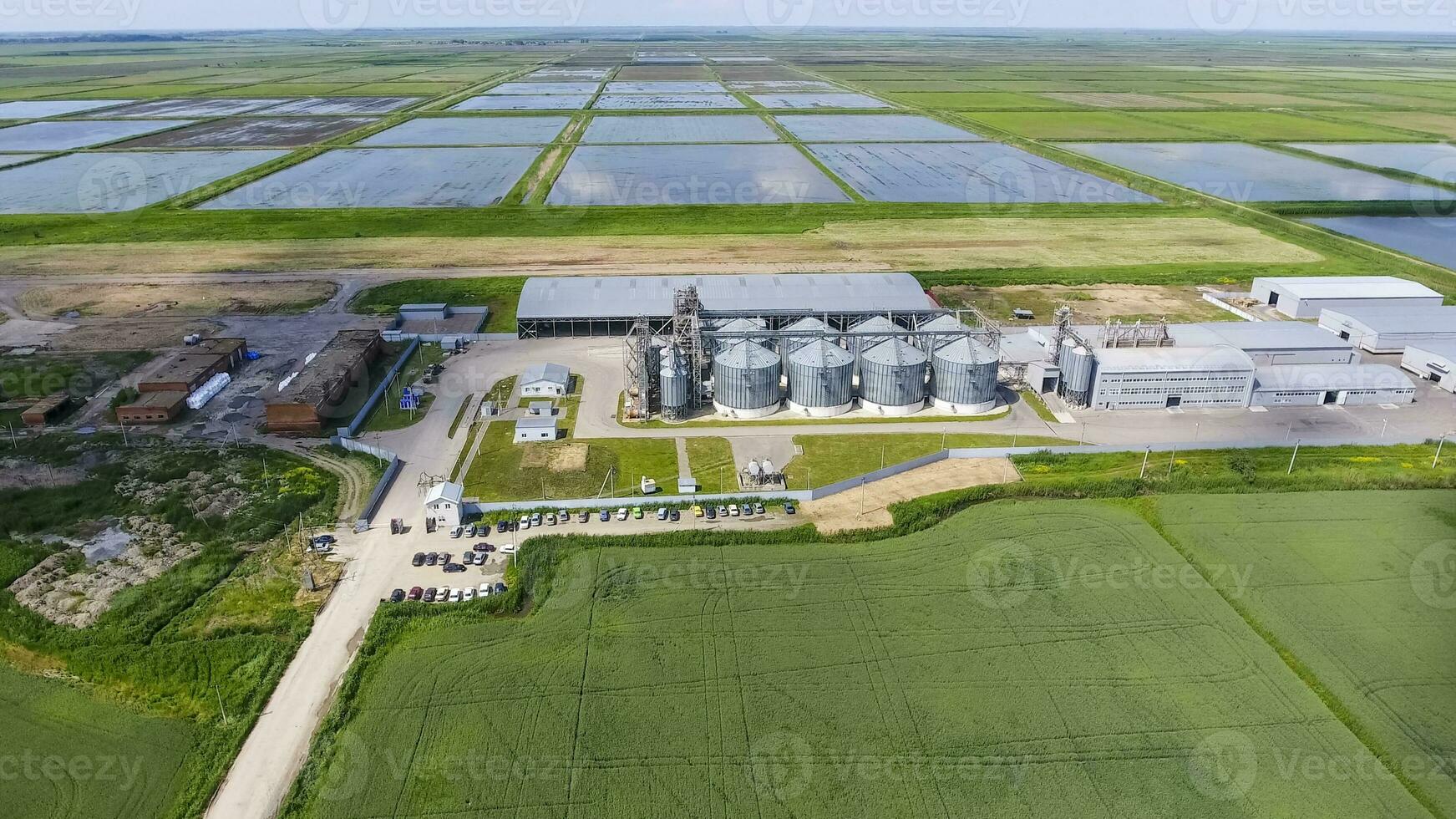 Plant for the drying and storage of grain photo