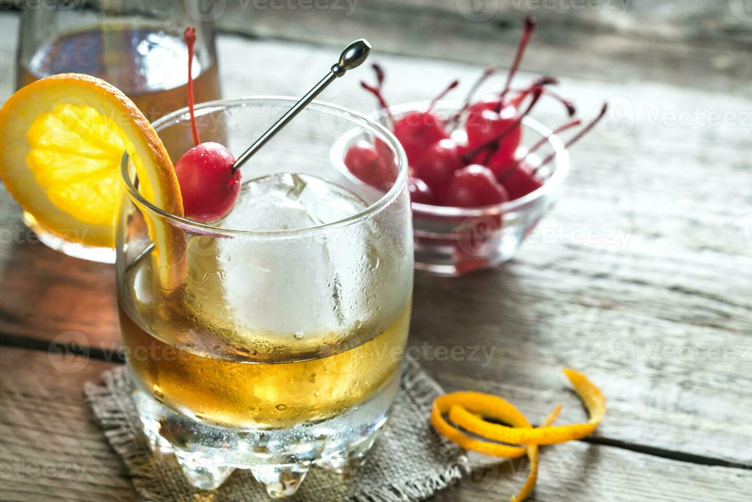 Old Fashioned Cocktails photo