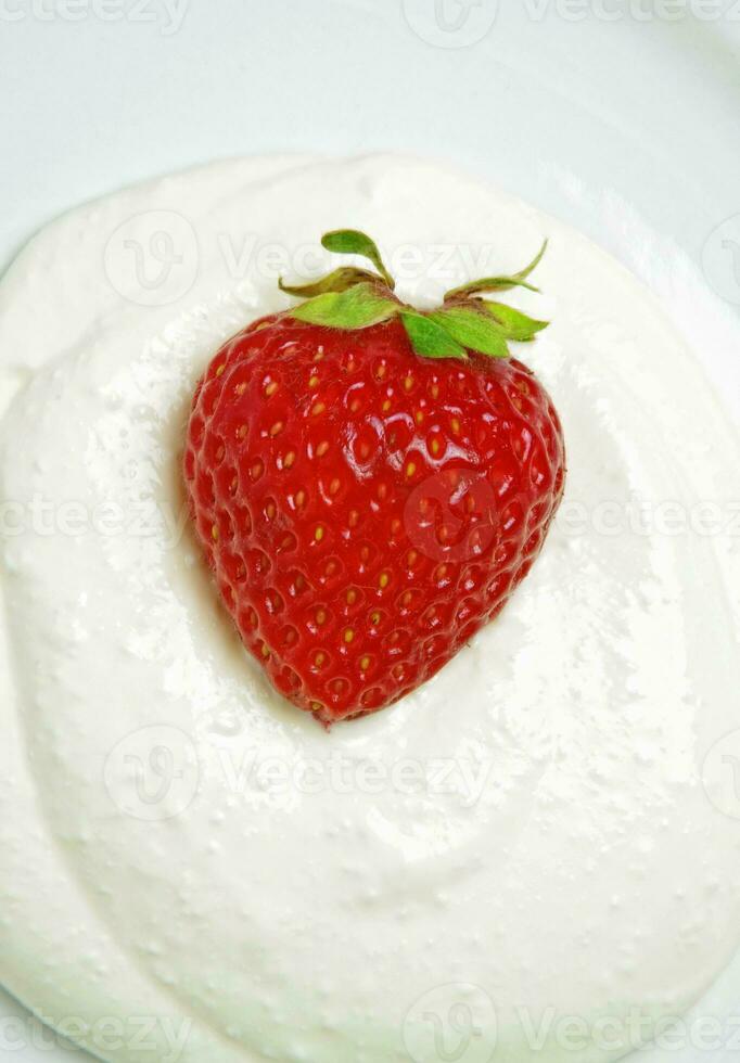 strawberry with cream photo