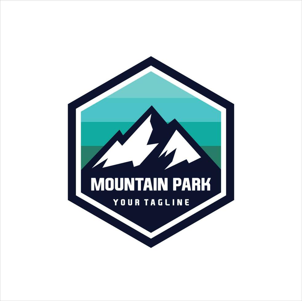 emblemas de viajes de montaña. emblema de aventura al aire libre para acampar, placa y parche con el logotipo. turismo de montaña, senderismo. vector