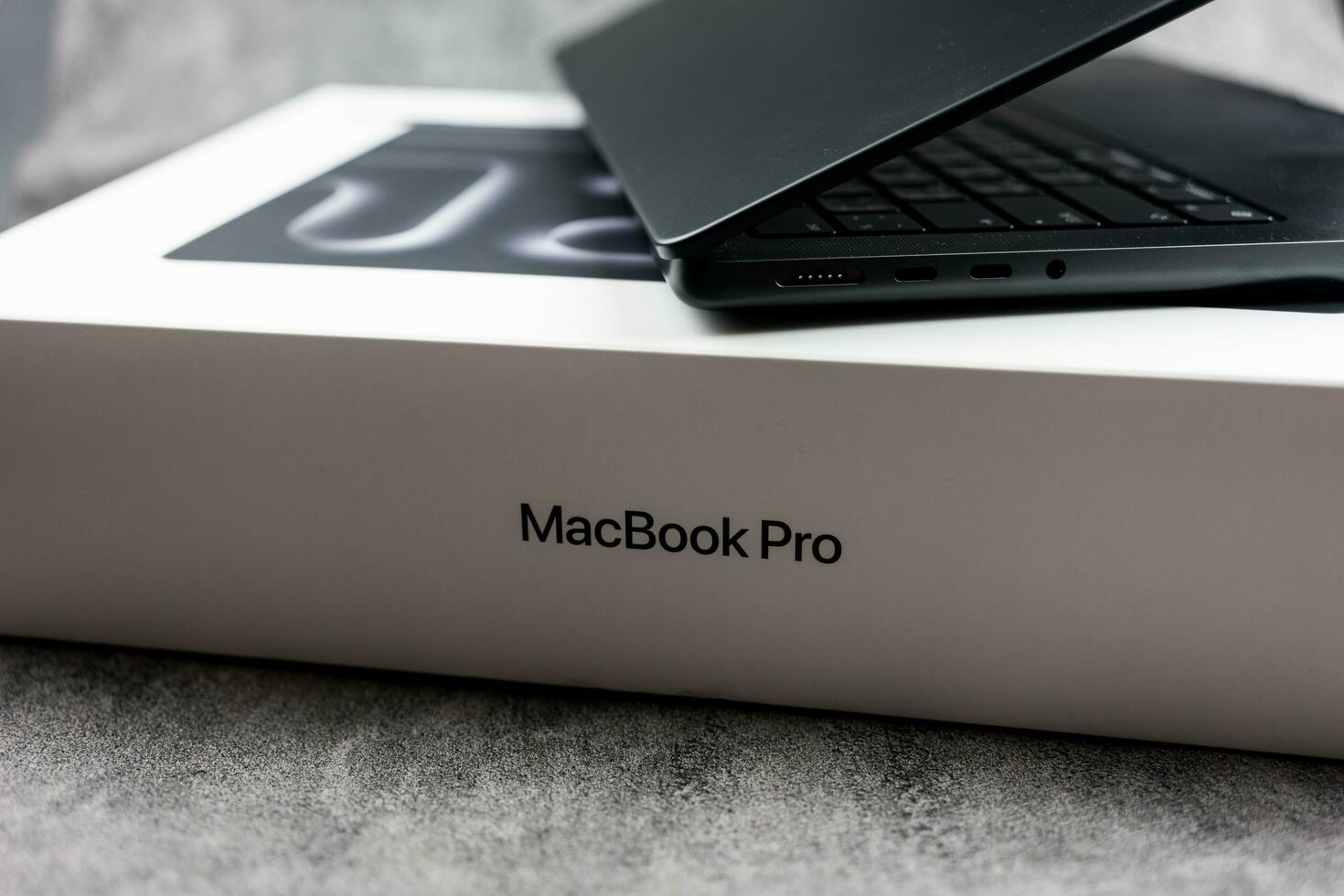 Mac (Apple) - MacBook なおなお 16インチMacBook Pro [整備済製品] 16コアCPUと40コアGPUを搭載