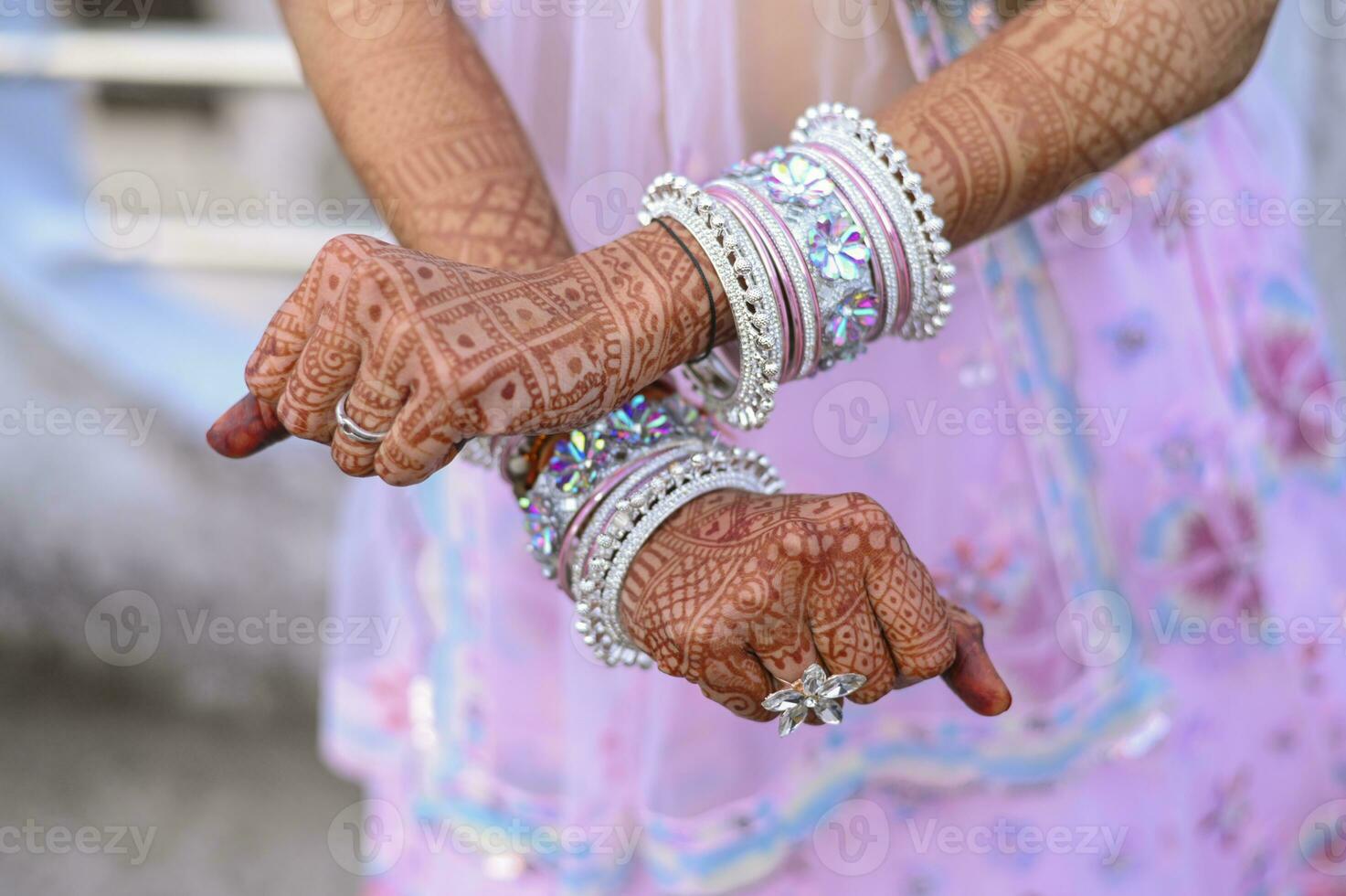ndian bride's bangles close up photo