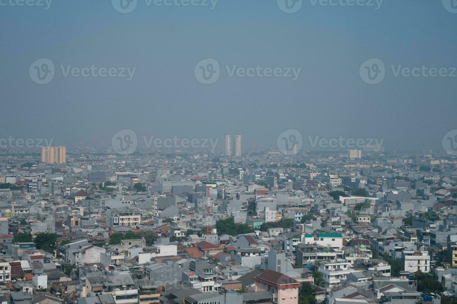 Jacarta paisaje con casas y edificios foto