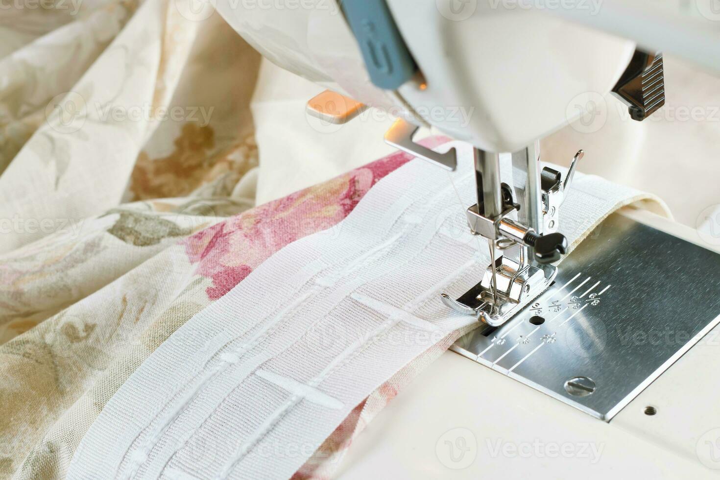 Modern sewing machine, sewing process photo