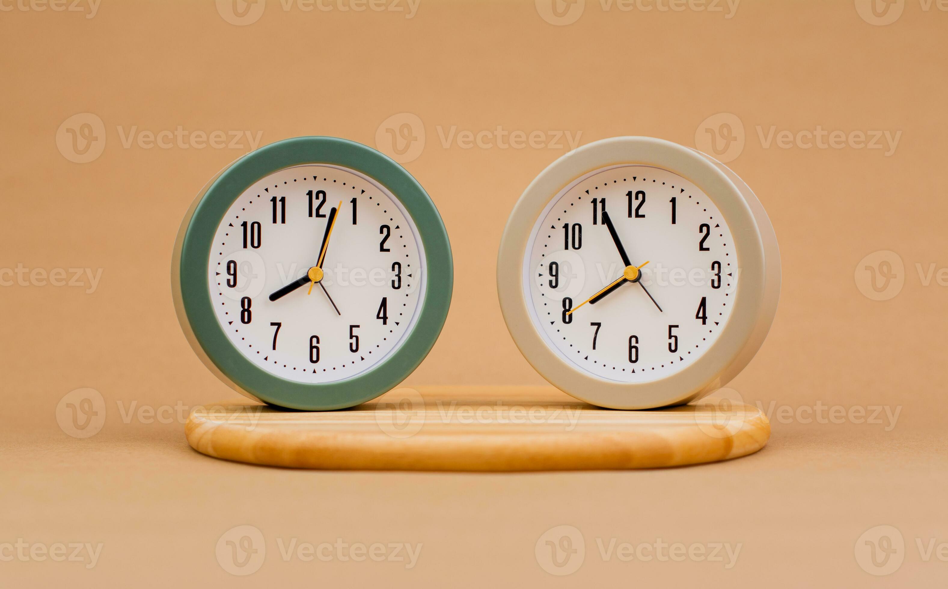 Alarm clocks, important time, photos of watches that are important to