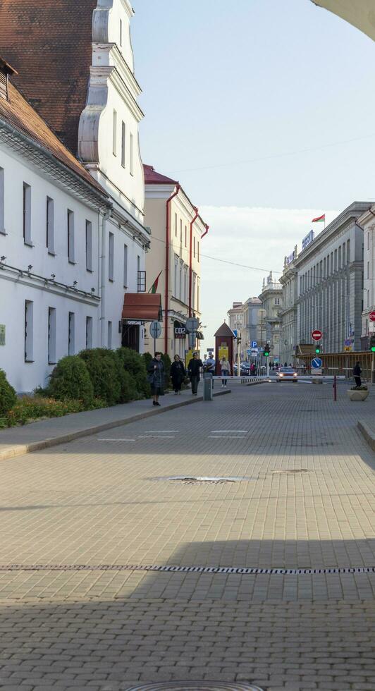 minsk, bielorrusia - 14.10.2023 - Disparo de el central calle de el capital. ciudad foto