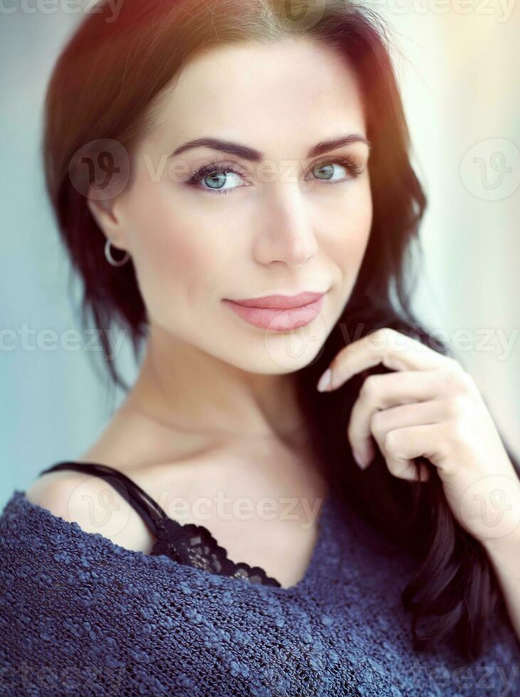 Beautiful woman portrait photo