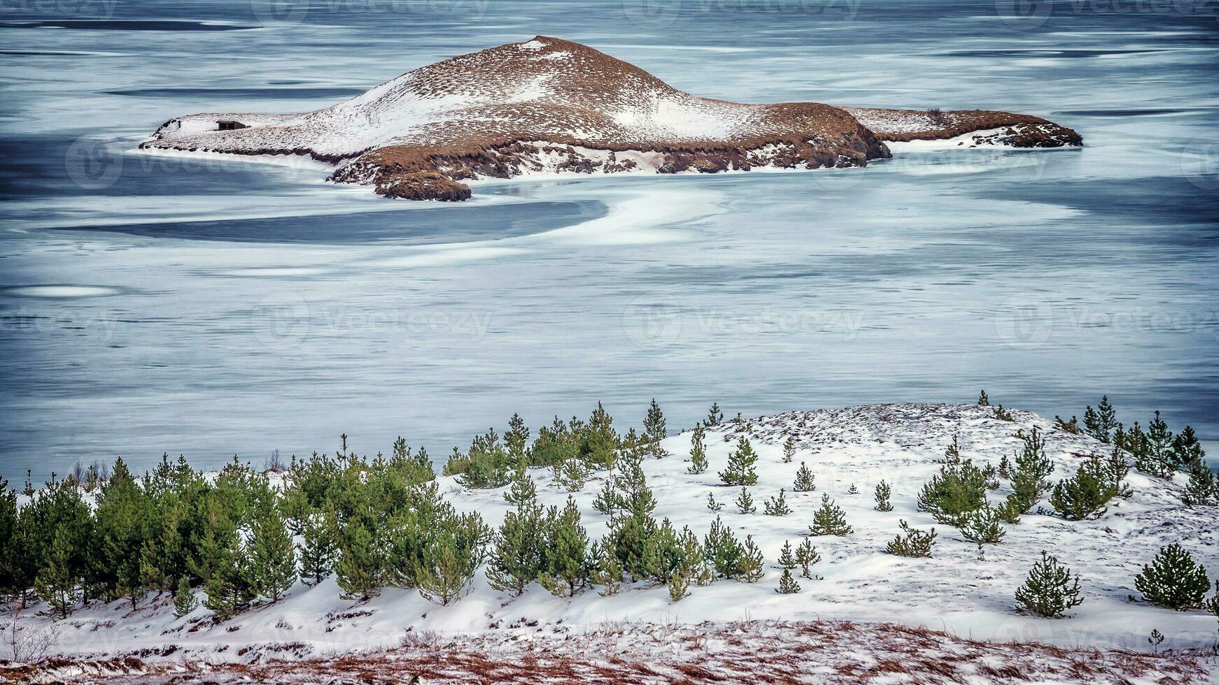 Beautiful Icelandic landscape photo