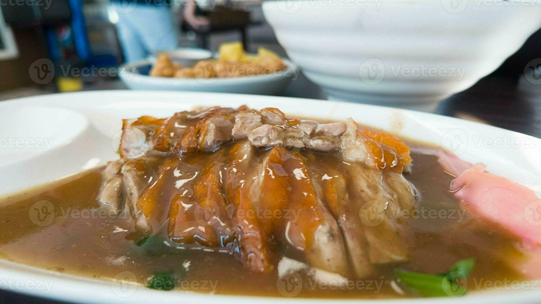 duck meat dinner roast cook plate dish poultry grill gourmet delicious lunch traditional chinese new year food drink vegetable restaurant tasty fried goose bird chicken asia crispy fresh whole eatery photo