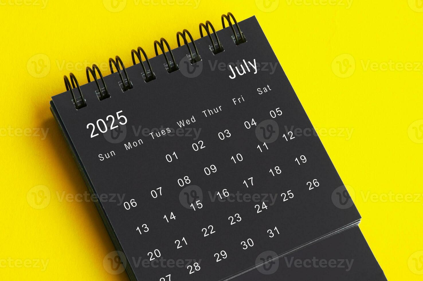 Desktop Wallpaper Calendar July 2025