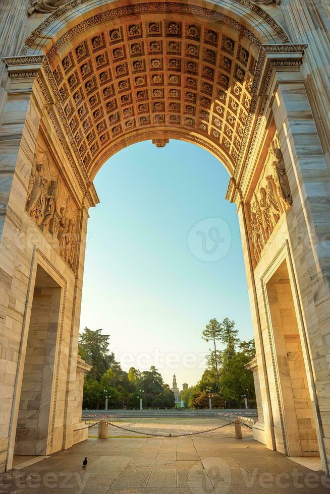 Peace Arch facade photo