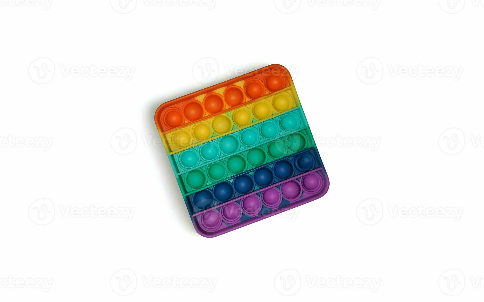 un vistoso bandeja con un arco iris de de colores huevos foto