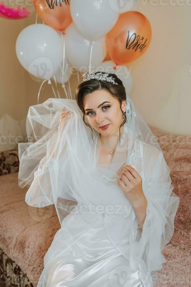 Beautiful Bride Portrait wedding makeup and hairstyle, girl in diamonds tiara, jewelry model, fashion bride gorgeous beauty photo