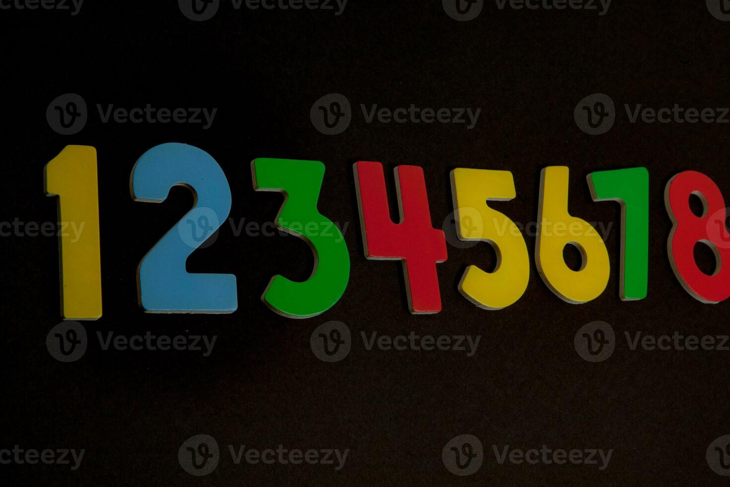 Background of numbers. from zero to nine. Numbers texture. Finance data concept. Matematic. Seamless pattern with numbers. financial crisis concept. Business success. photo