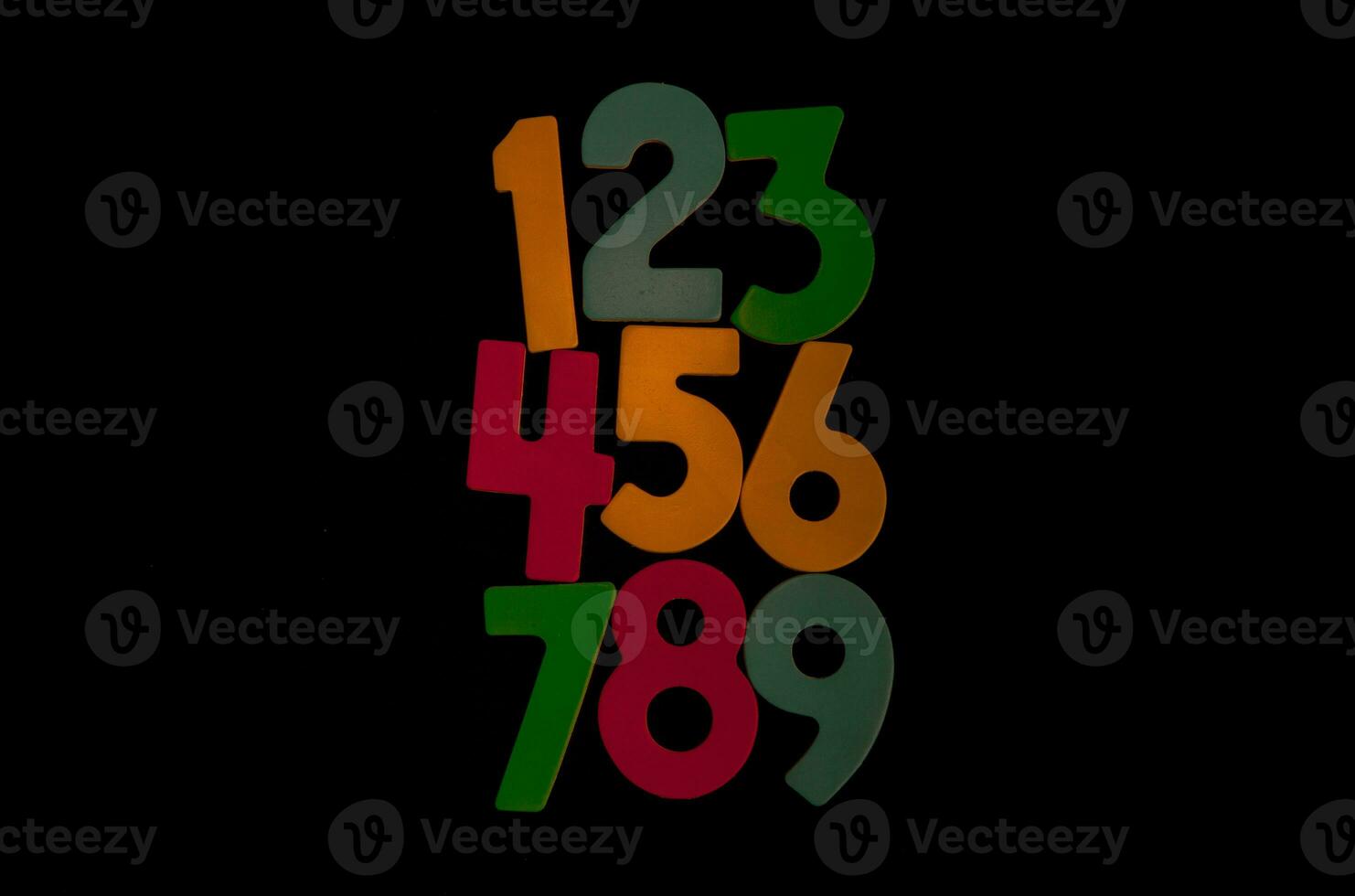 Background of numbers. from zero to nine. Numbers texture. Finance data concept. Matematic. Seamless pattern with numbers. financial crisis concept. Business success. photo