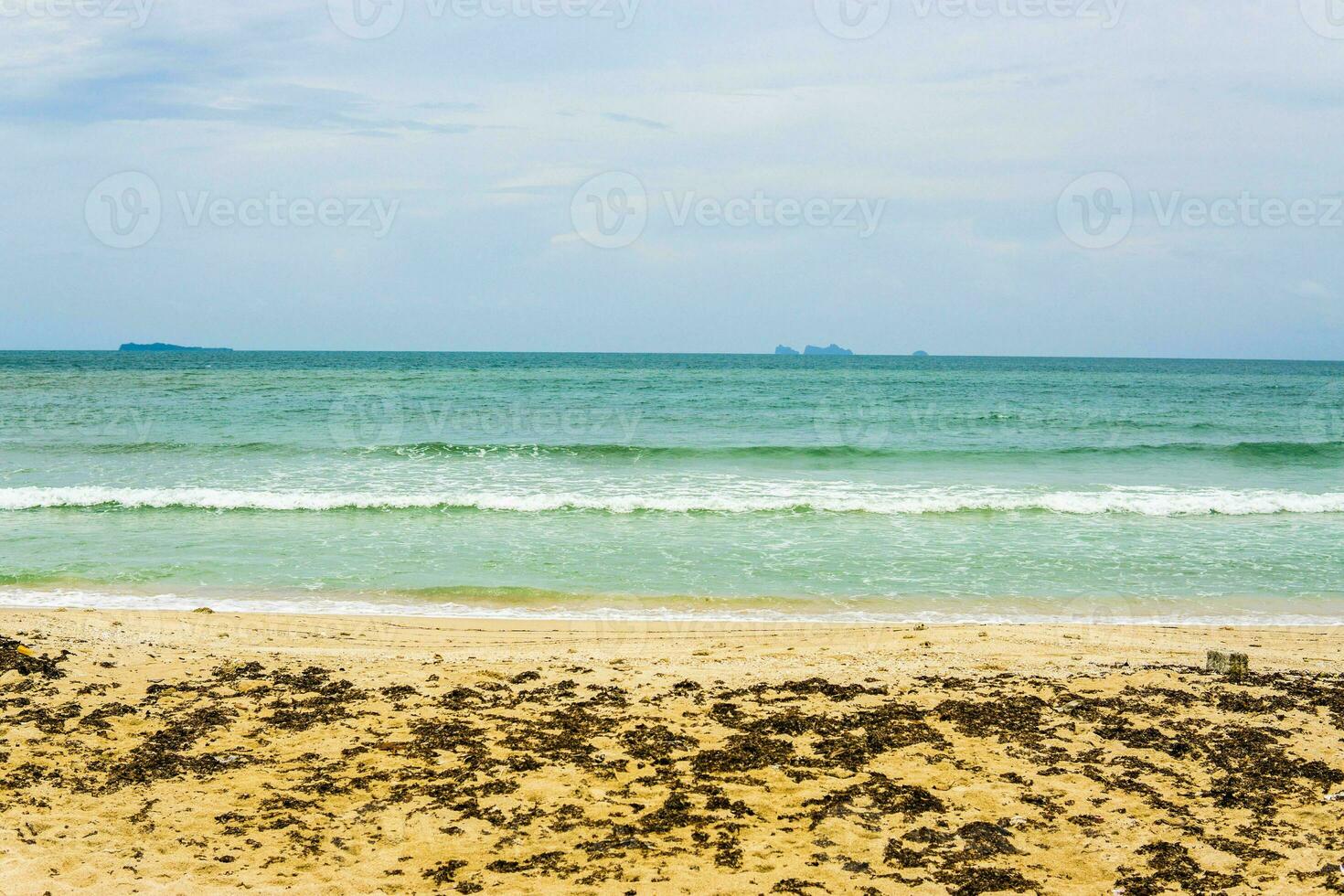 el mar playa en verano es muy hermosa. foto