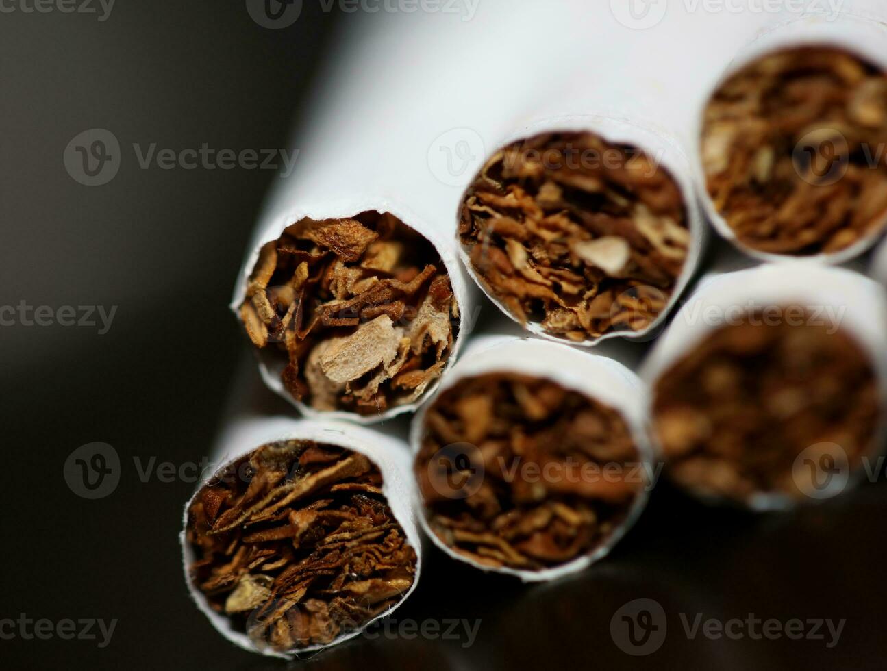 número de cigarrillos aislado tabaco peligro cerca arriba dejar de fumar cesación cigarrillo malo hábito nicotina drogadicto grande Talla alto calidad instante huellas dactilares foto