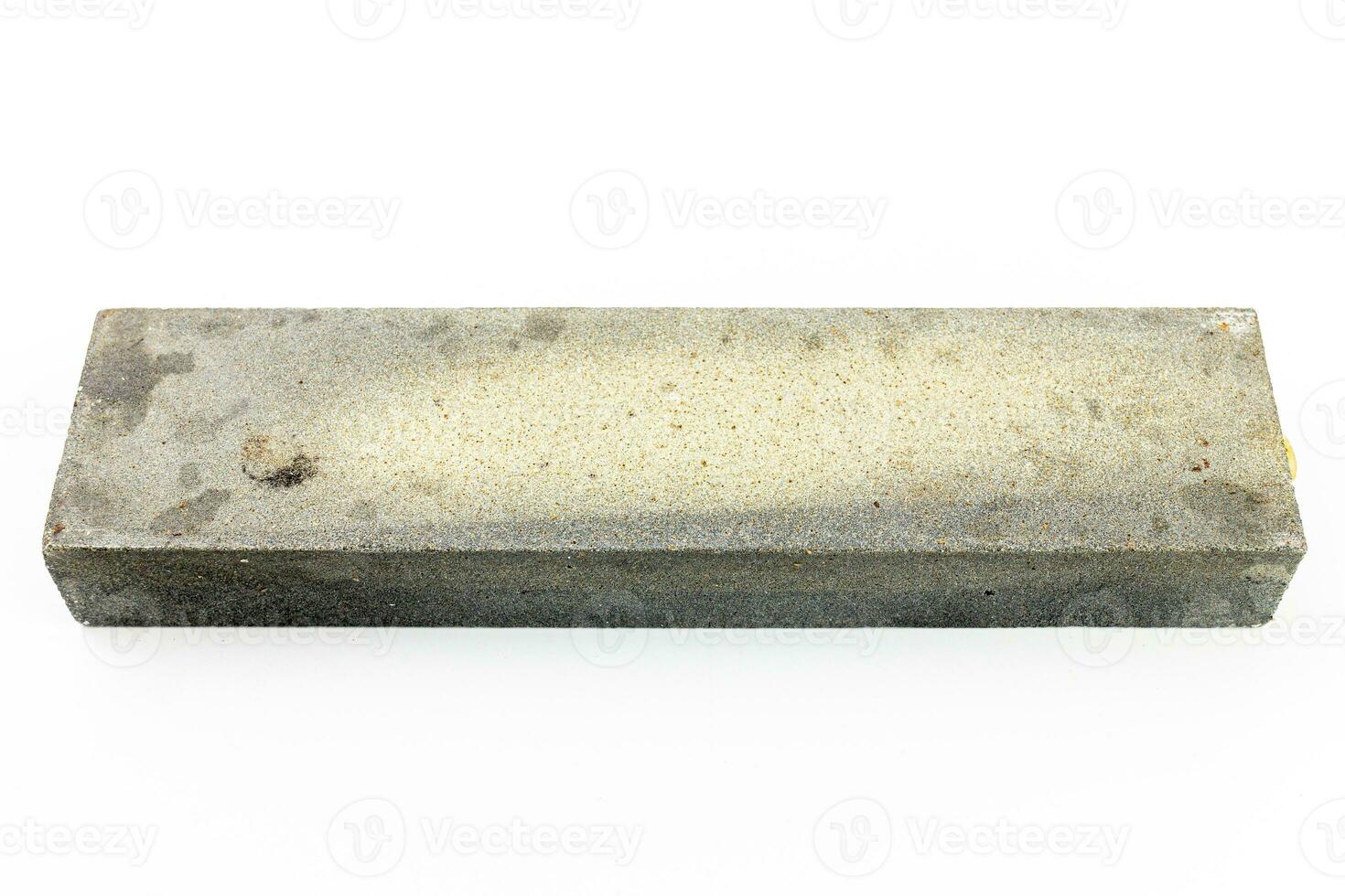piedra de afilar aislado en blanco antecedentes con recorte camino. foto
