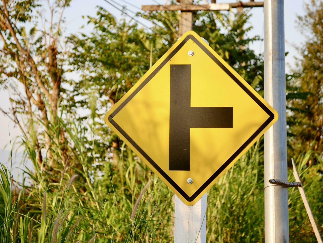 traffic road signs, Caution yellow road signs arrows, Turn right arrow to the right ahead yellow diamond sign road, road arrows sign symbol button transparent background photo