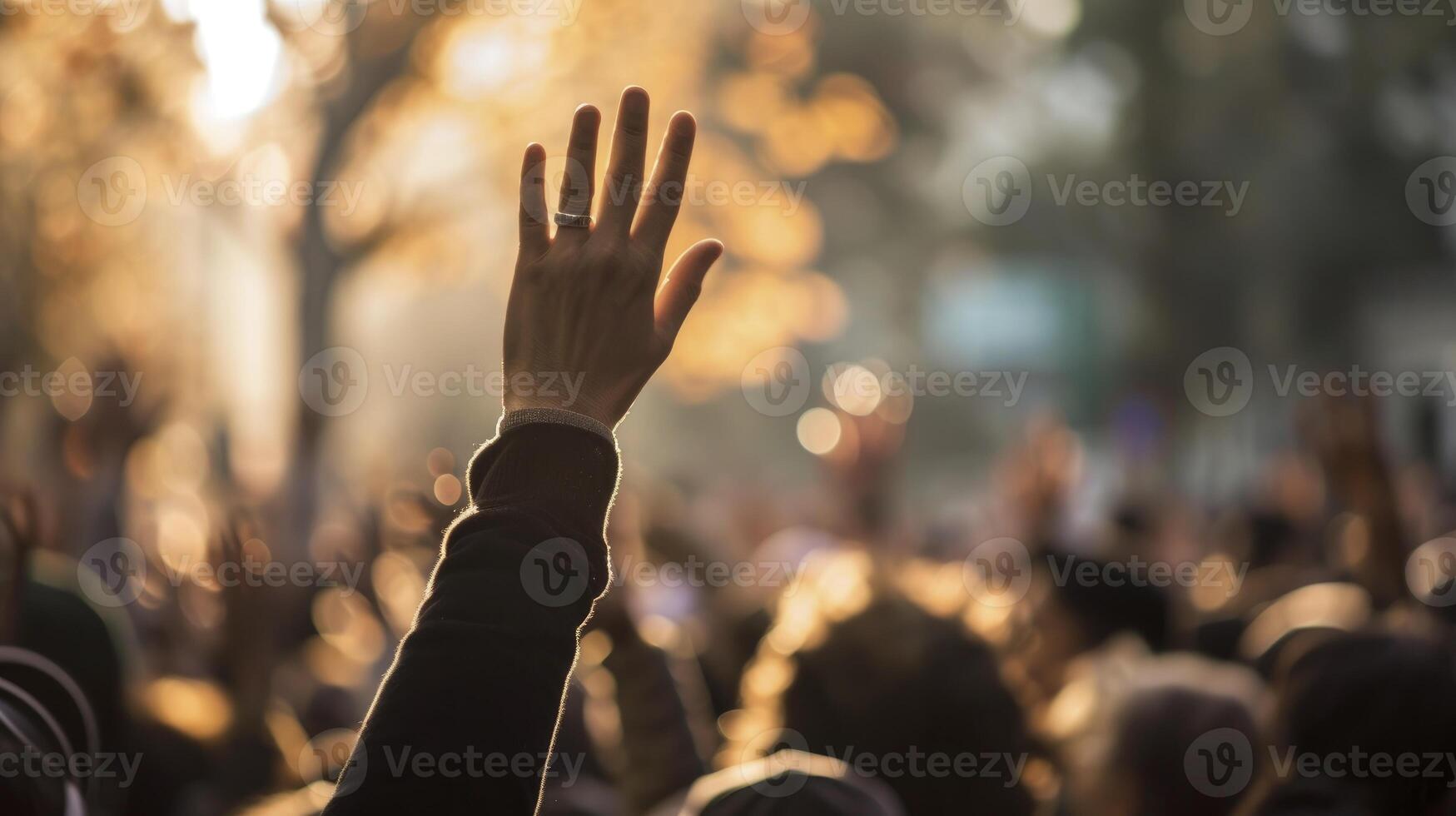 ai generado mano levantamiento con difuminar multitud gente, discutir sugerencia conceptos o votación en Consejo reunión cooperación de democracia. foto