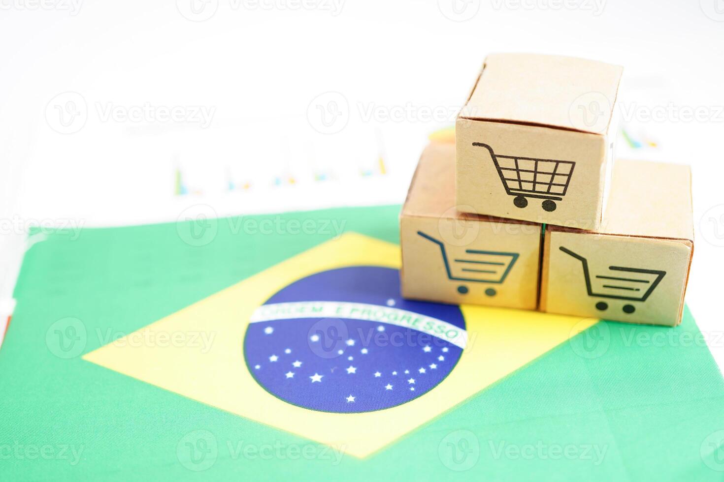 en línea compras, compras carro caja en Brasil bandera, importar exportar, Finanzas comercio. foto