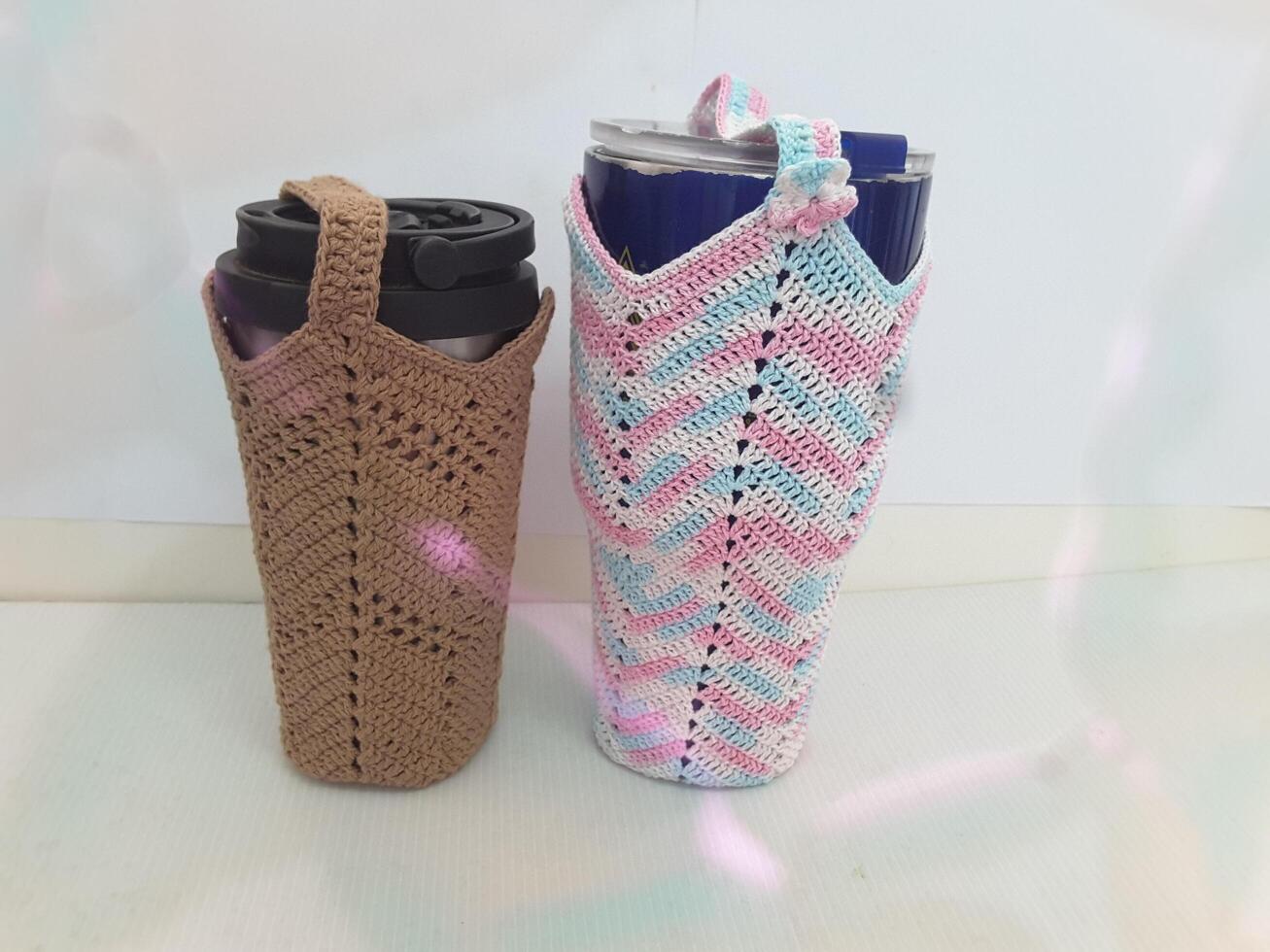 Yarn for a watter bottle photo