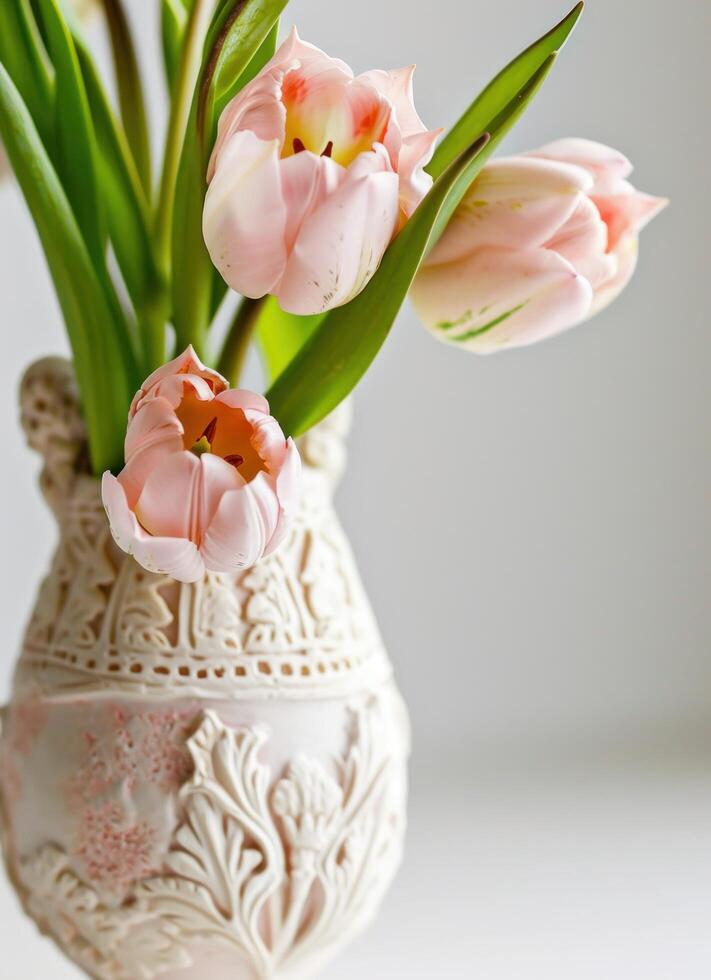 ai generado Pascua de Resurrección tulipanes en un huevo con blanco antecedentes foto