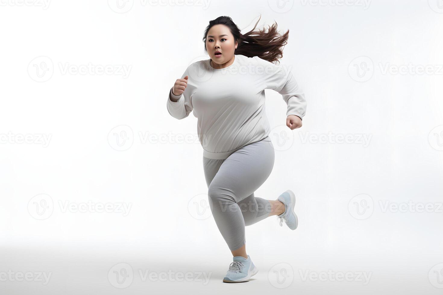 ai generado exceso de peso asiático mujer corriendo en blanco fondo, concepto de exceso de peso y peso pérdida. neural red generado fotorrealista imagen foto