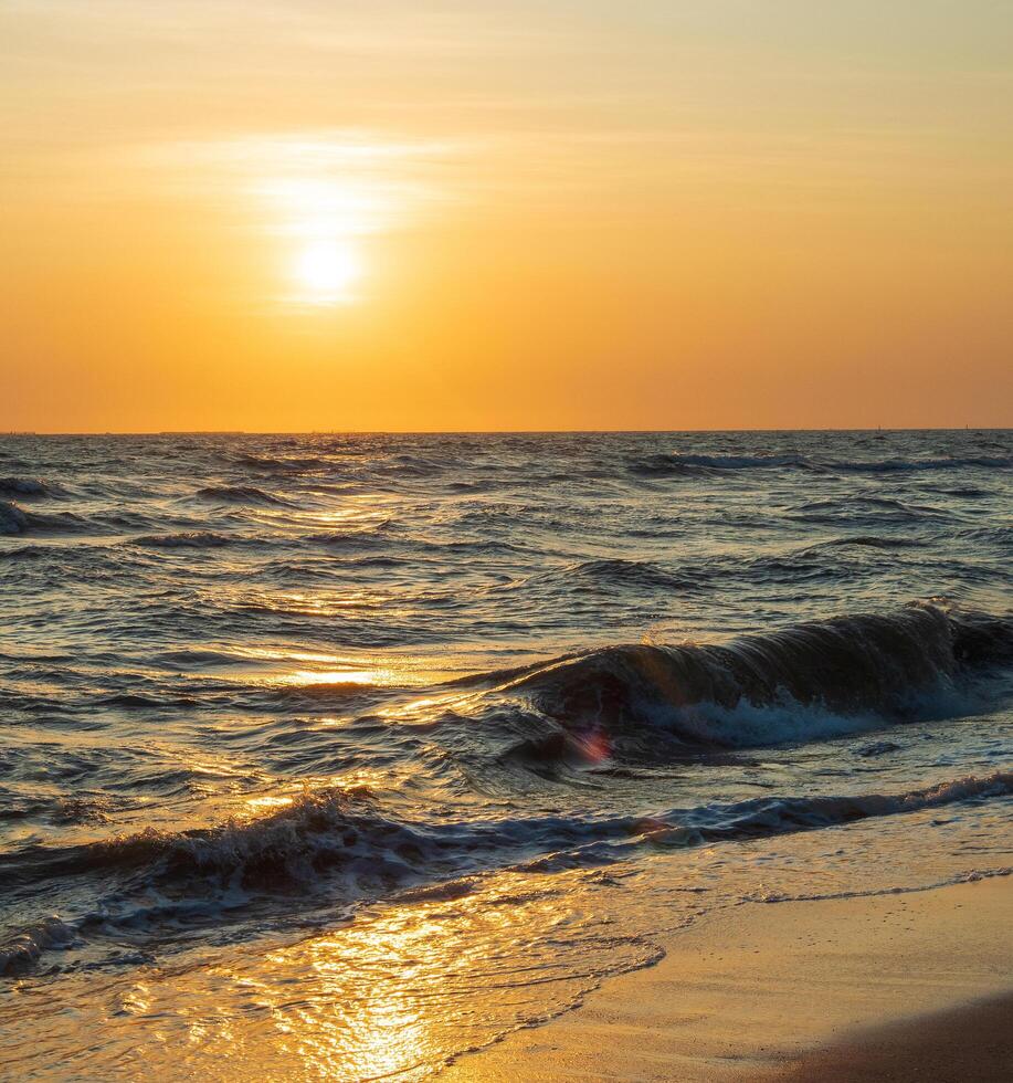 Landscape horizon viewpoint panorama summer sea beach nobody wind wave cool holiday calm coastal sunset sky light orange golden evening day time look calm nature tropical beautiful ocean water travel photo