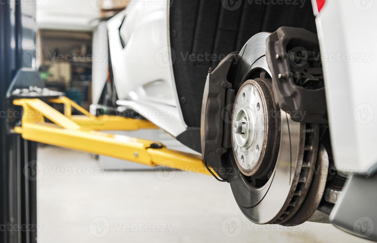 Replacing Brake Disc and Pads in a Car photo